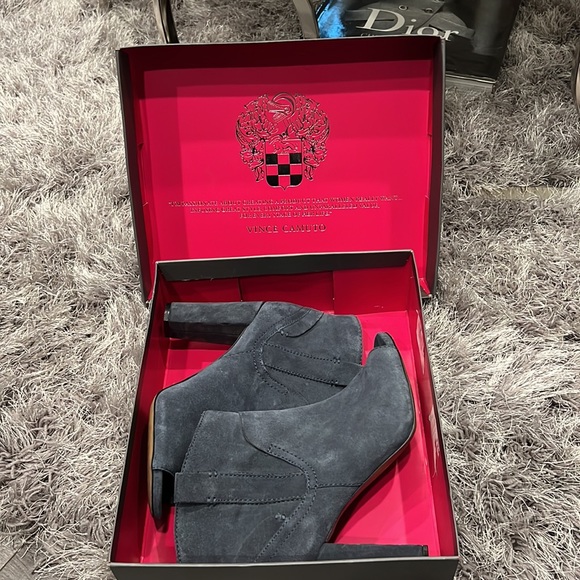 VV- CAMEY - Picture 5 of 5